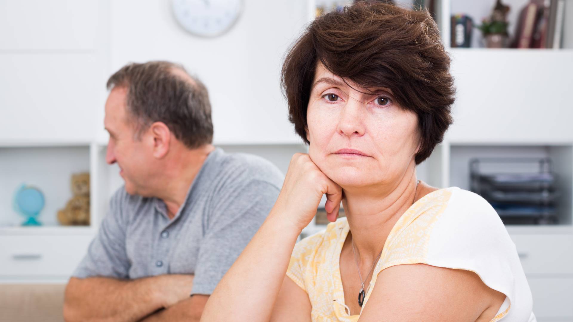 „Koty” z kurzu przynoszą pecha w miłości. Ale jest 1 magiczny trik, który może to zmienić GettyImages JackF