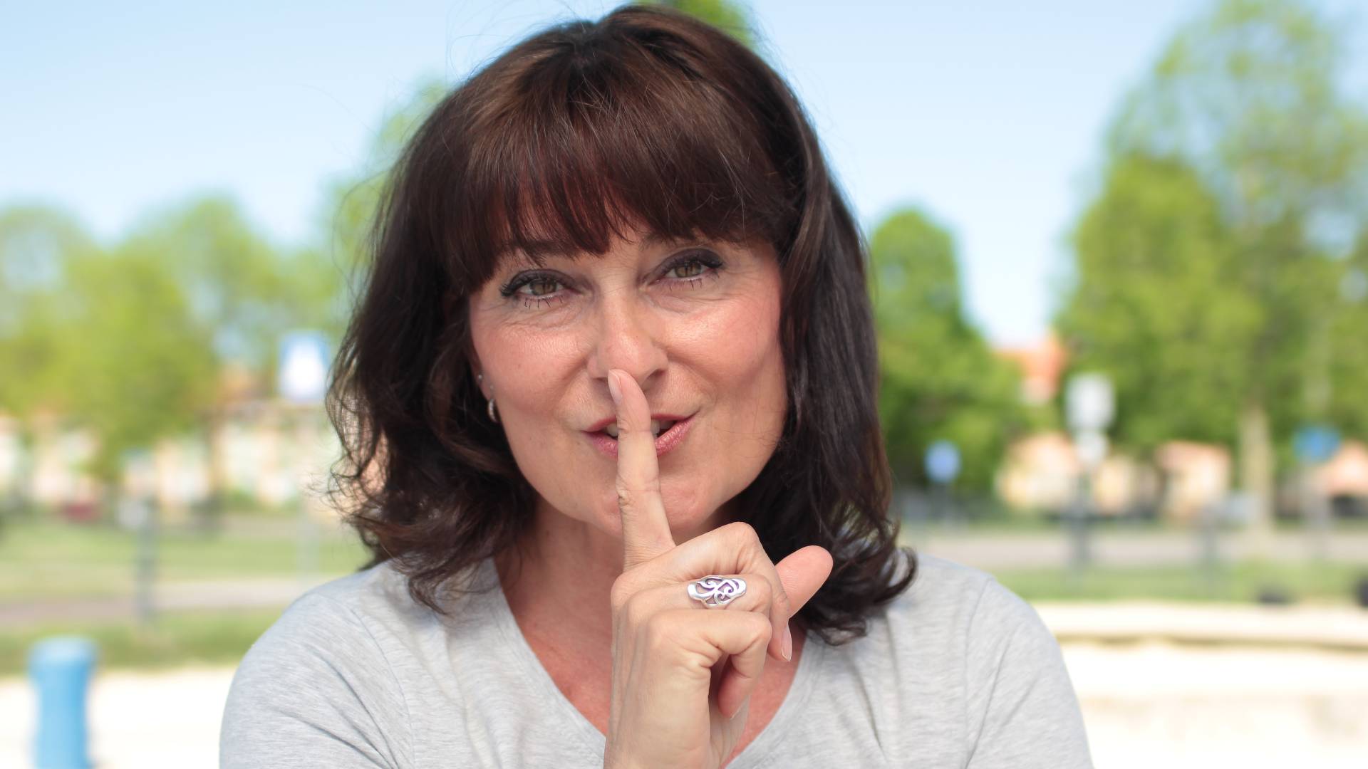 Wskazano imiona 7 kobiet, które mają swoje sekrety. Ukrywają je nawet przed najbliższymi GettyImages jpfotograaf