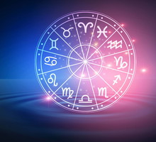 Horoskop tygodniowy 25.09-01.10.2023. Nad Rakiem zawisną czarne chmury GettyImages sarayut