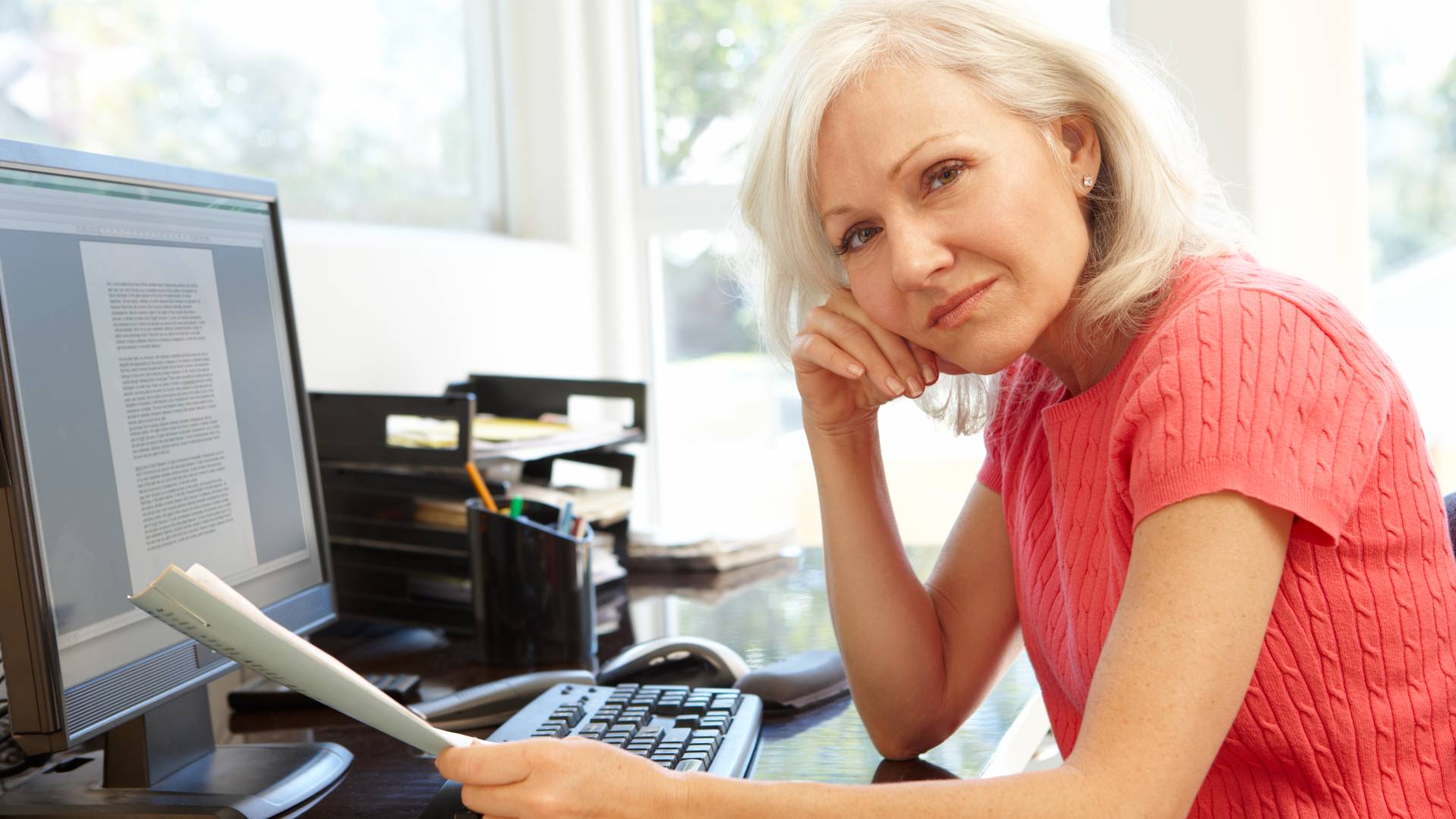 Wskazano 2 znaki zodiaku, którym rutyna odbiera radość życia. Nie odnajdują się w pracy na etacie GettyImages monkeybusinessimages