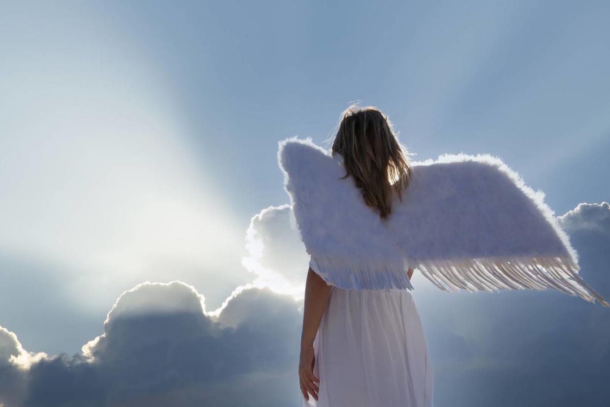 Wskazano 3 znaki zodiaku, które w październiku dotknie ręka anioła. Czeka ich miesiąc pełen magii GettyImages Buena Vista Images