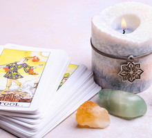 Tarot tygodniowy 22-28.09.2023 GettyImages Alexthq