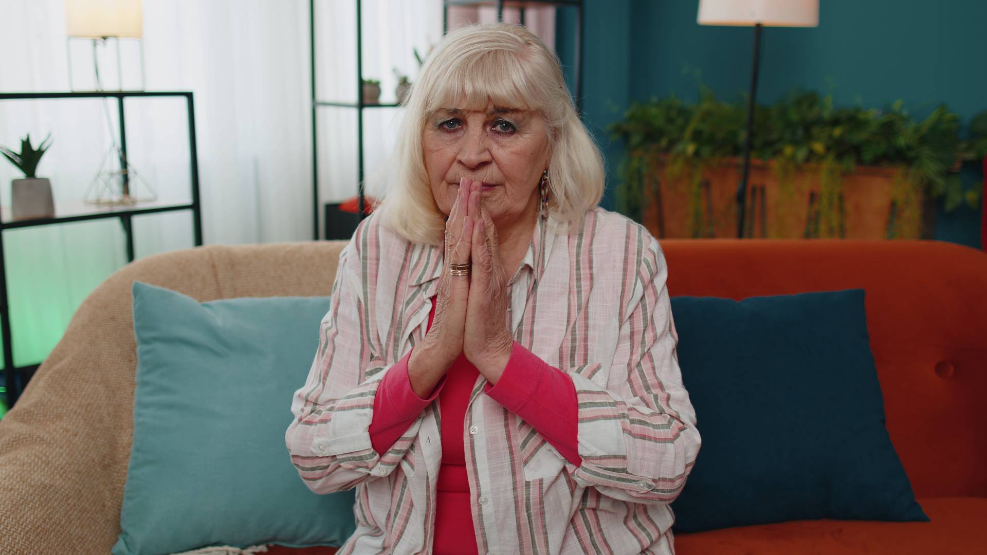 Rytuał pojednania z liściem lipy. Wystarczą 3 minuty, by odnowić relację z bliską osobą GettyImages Andrii Iemelyanenko