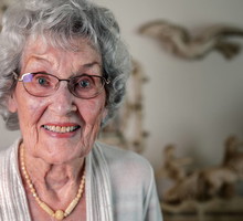 Babcia ze Śląska radzi ta moneta z dziurką na pieniądze przyniesie ci szczęście . Zawsze miej ją w portfelu