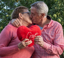 Wskazano imiona 5 mężczyzn, którzy robią głupstwa z miłości. Dla tej jedynej są gotowi na wiele GettyImages Juan Ramón Ramos Rivero
