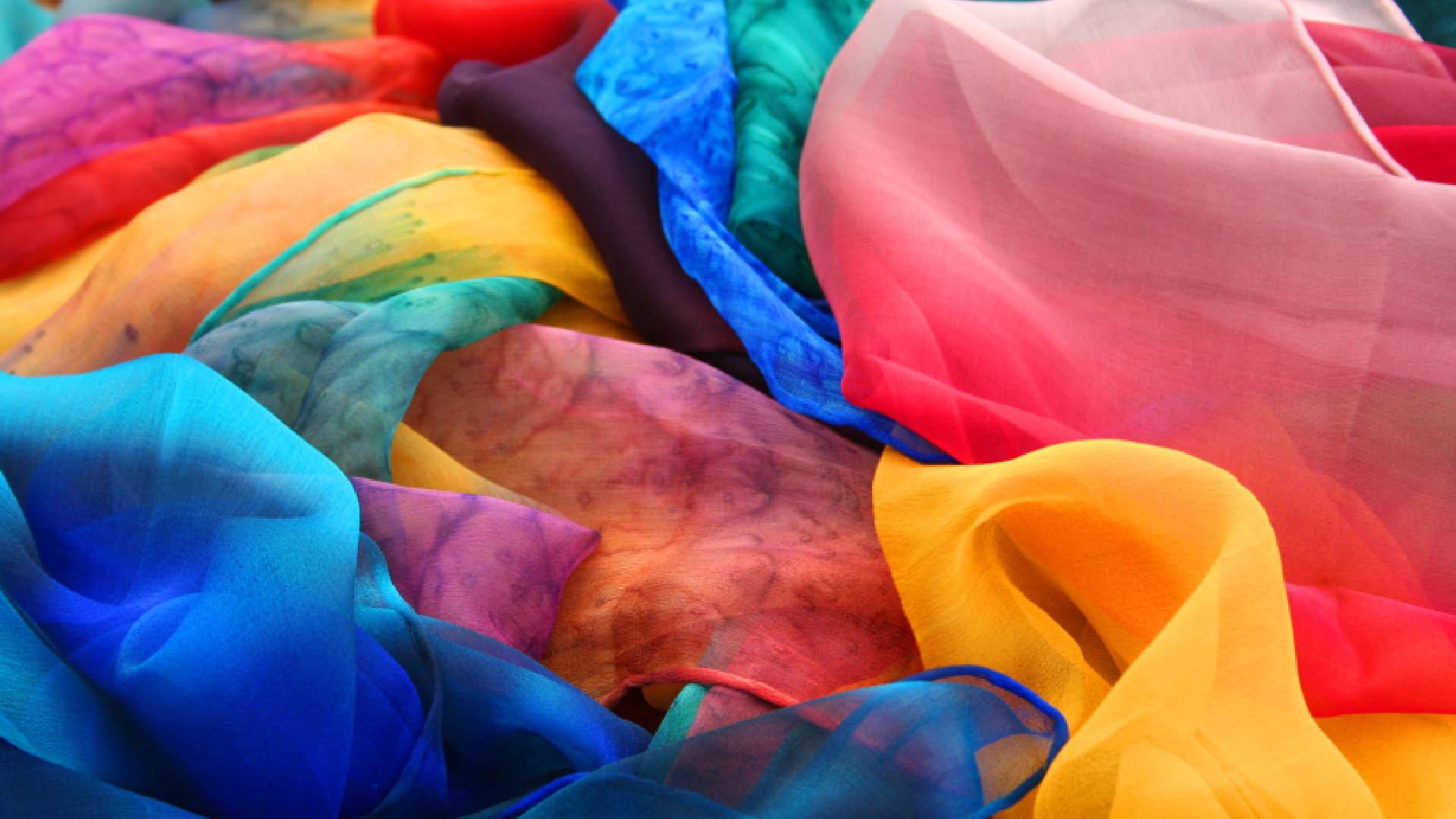 Twój ulubiony kolor wskazuje, gdzie mieszkałaś w poprzednim wcieleniu. 1 barwa kryje tajemnicę GettyImages cyberhawk