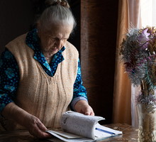 Babciny trik ze starego zeszytu odkryje karty. Dowiedz się, kto skrycie o tobie myśli