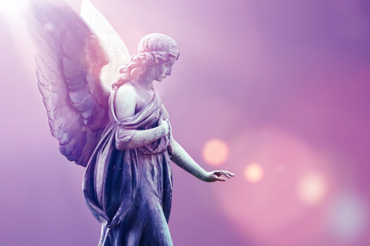 Wskazano 3 znaki zodiaku, które we wrześniu 2024 dotknie ręka anioła