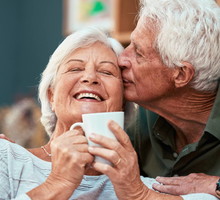 Wskazano 2 znaki zodiaku, które łakną miłości jak kania dżdżu. Samotność nie jest dla nich