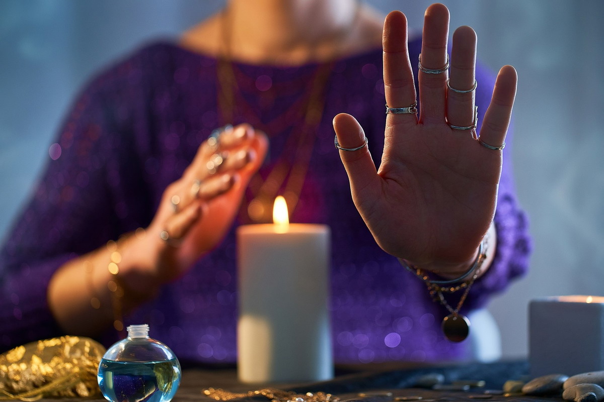 Sprawdzone zaklęcie na odwrócenie uroków. Potrzebujesz tylko 2 domowych składników