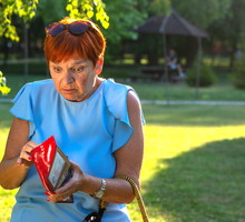 Te 3 znaki zodiaku zobaczą puste kieszenie we wrześniu. Straty finansowe ich nie ominą