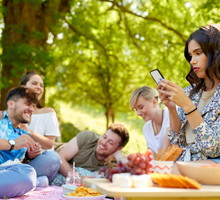 Te 3 znaki zodiaku psują dobrą atmosferę. Przy nich nigdy nie poczujesz się komfortowo
