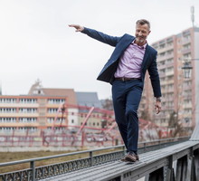 Mężczyźni o tych 5 imionach kochają ryzyko. W ten sposób chcą zyskać szacunek