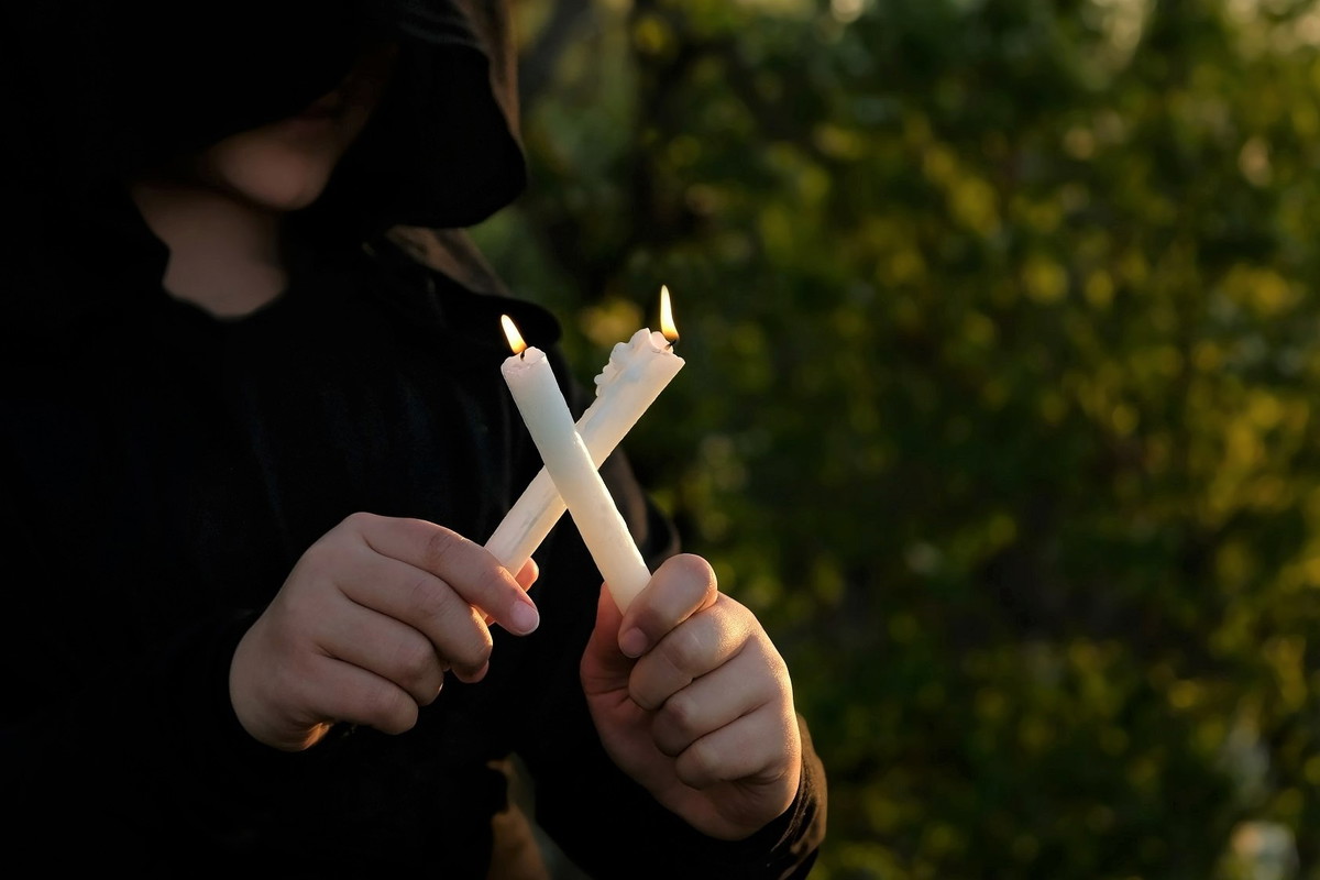Zaklęcie na zerwanie cyrografów i paktów. Uwolnij się z pomocą 3 znanych ziół