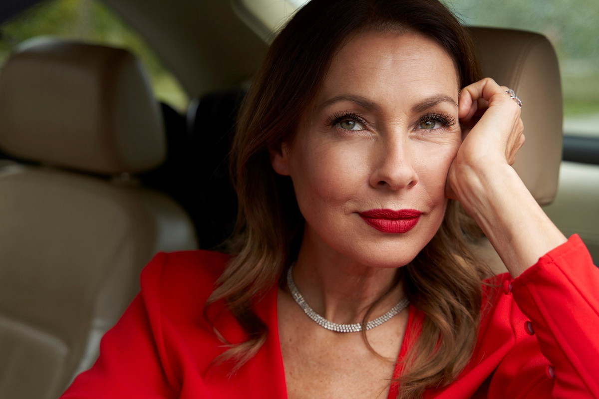 Kobiety o tych 4 znakach zodiaku łączą piękno i inteligencję. Nikt im się nie oprze