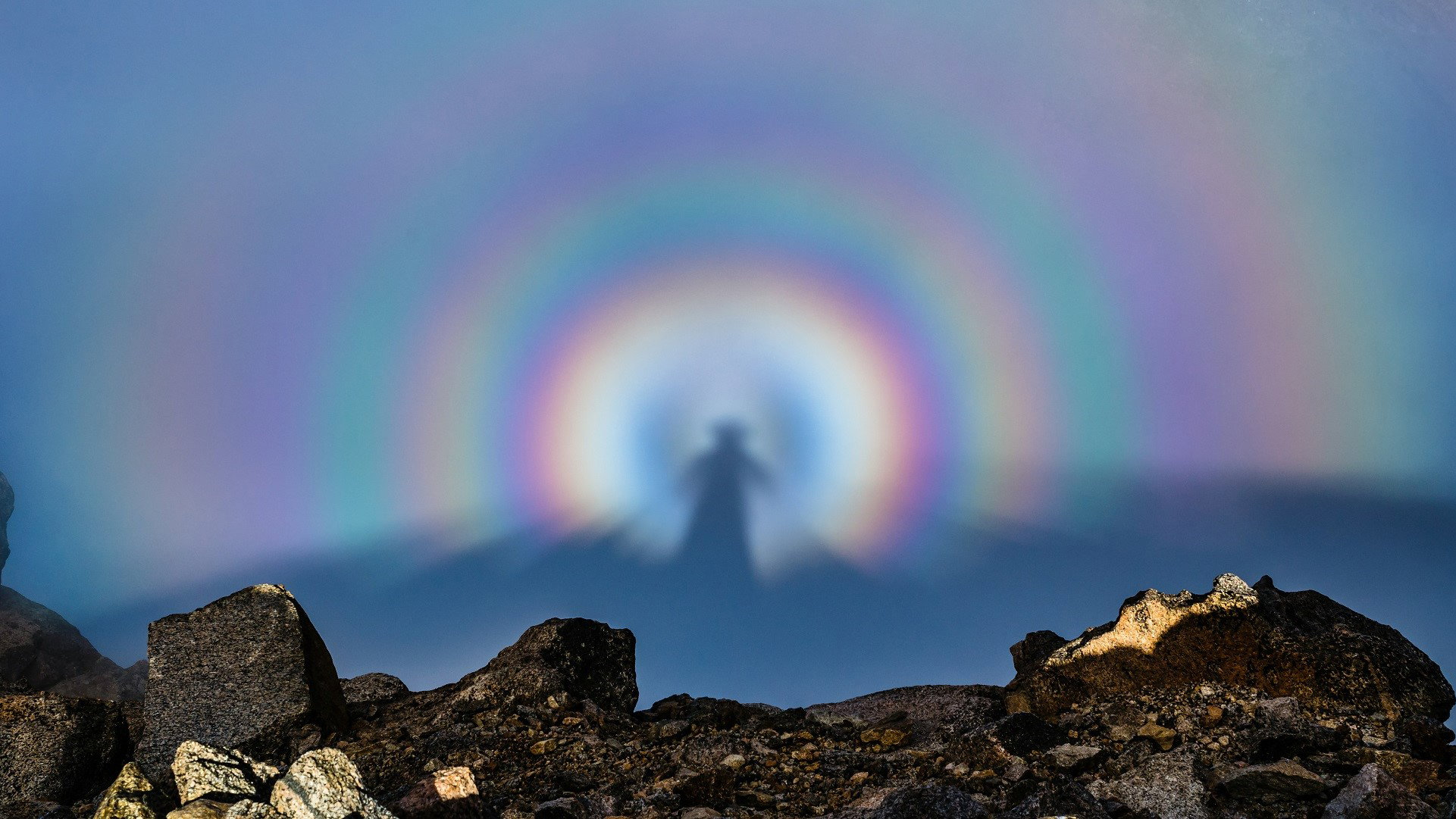 Widmo Brockenu straszy turystów w Tatrach. Zapowiada pecha, ale nie tylko