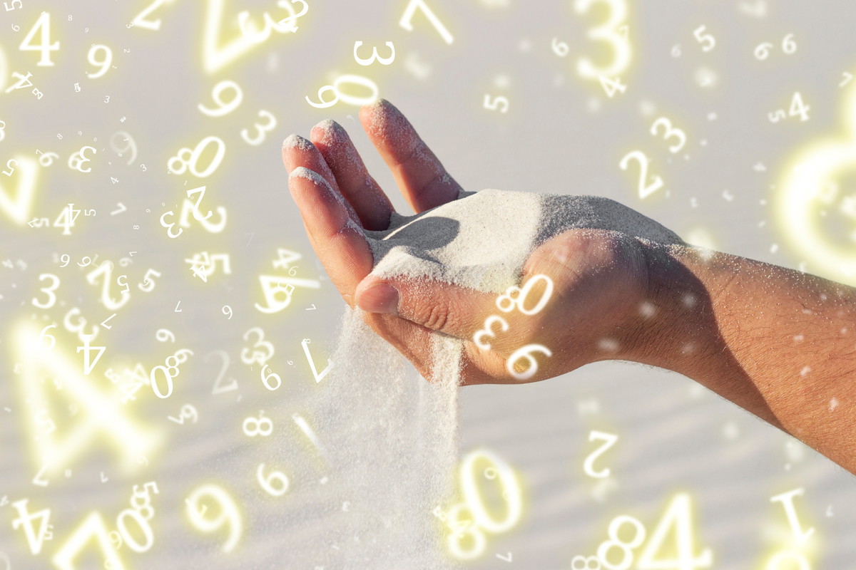 Horoskop numerologiczny na czwartek 3 sierpnia 2023. Czas zamknąć pewien etap za sobą