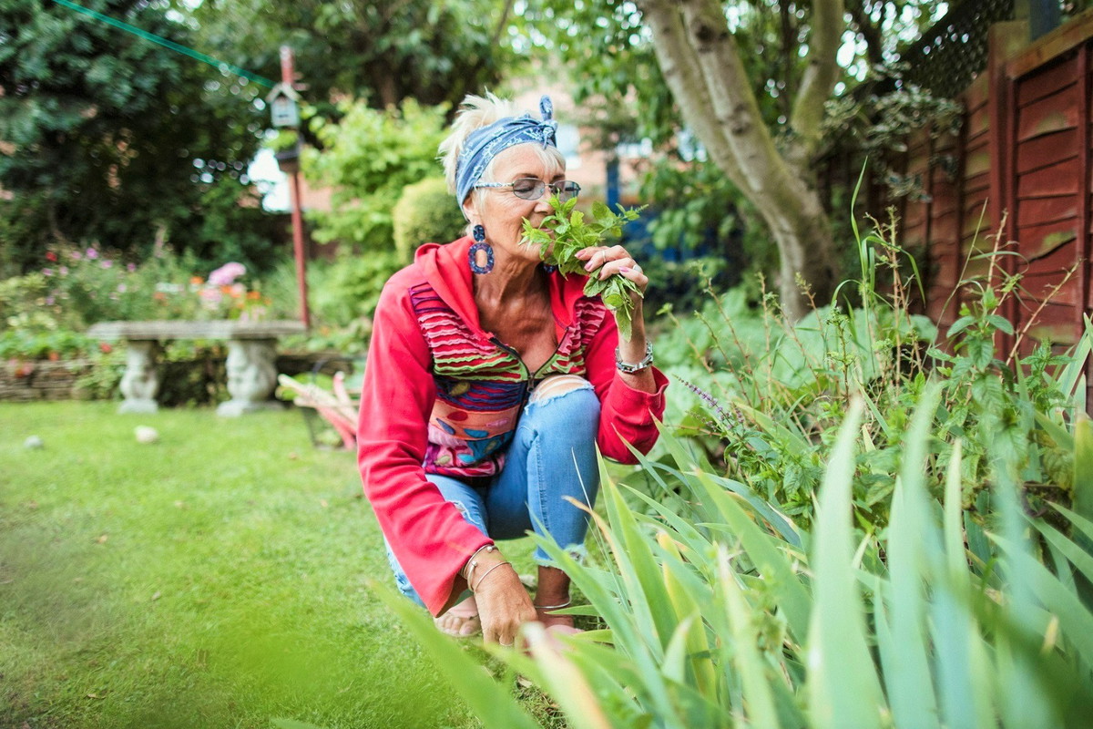 Dodaj ten 1 składnik do napoju, a przyciągniesz pieniądze. Stosowały go już nasze babcie