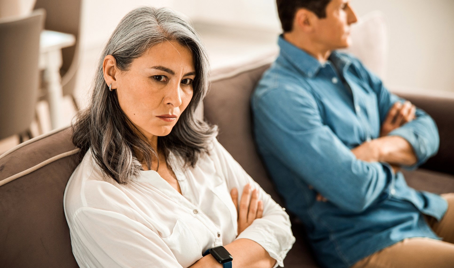 Ujawniono 3 znaki zodiaku, które w lutym pochłonie zazdrość