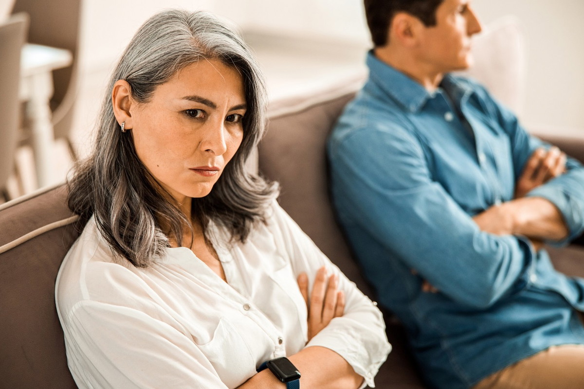 Ujawniono 3 znaki zodiaku, które w lutym pochłonie zazdrość