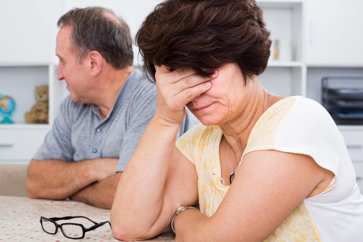 Oto 4 znaki zodiaku, które w lutym 2024 staną się ofiarą plotek