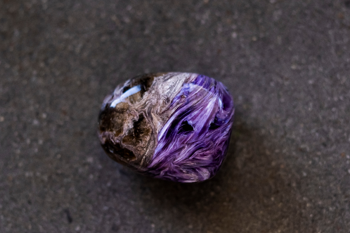 Czaroit właściwości