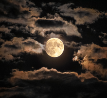 Pełnia Księżyca w październiku 2024