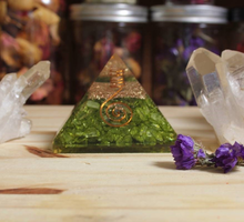 Oliwin - właściwości magiczne i działanie Adobe Stock, LMPark Photos