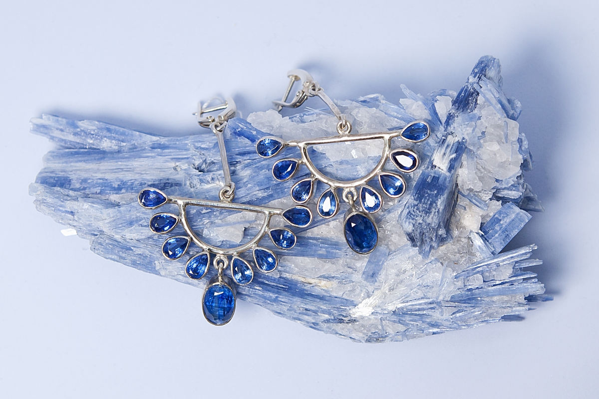 Kyanit właściwości