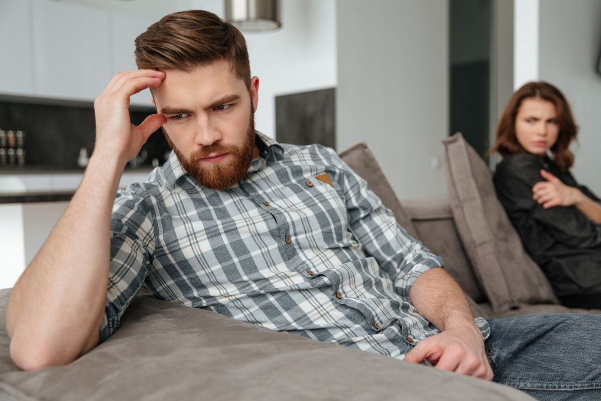 Skłócona para mąż 1200 x 800