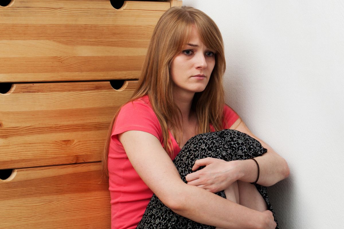 Smutna kobieta 1200 x 800k