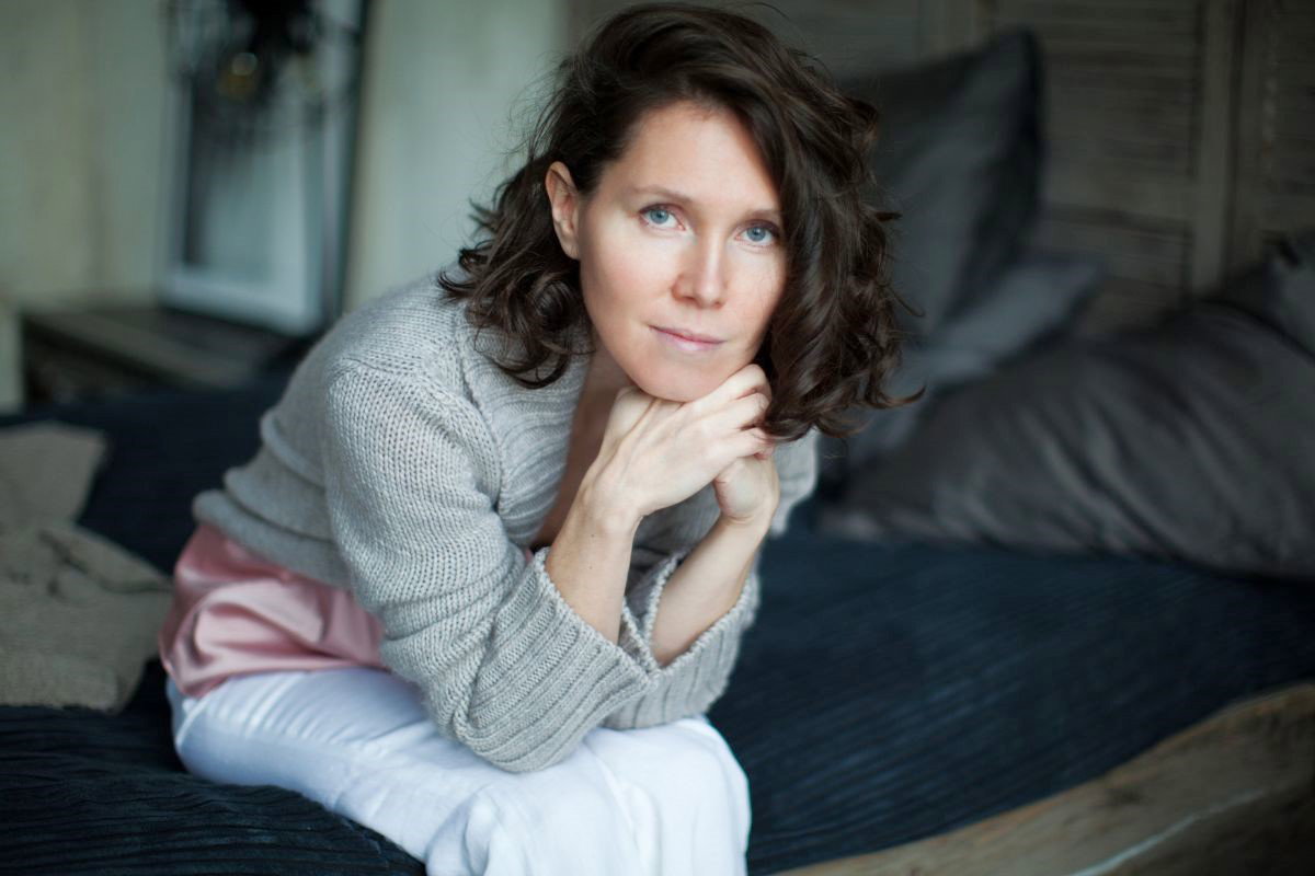 Nowa kobieta 1200 x 800 - 1