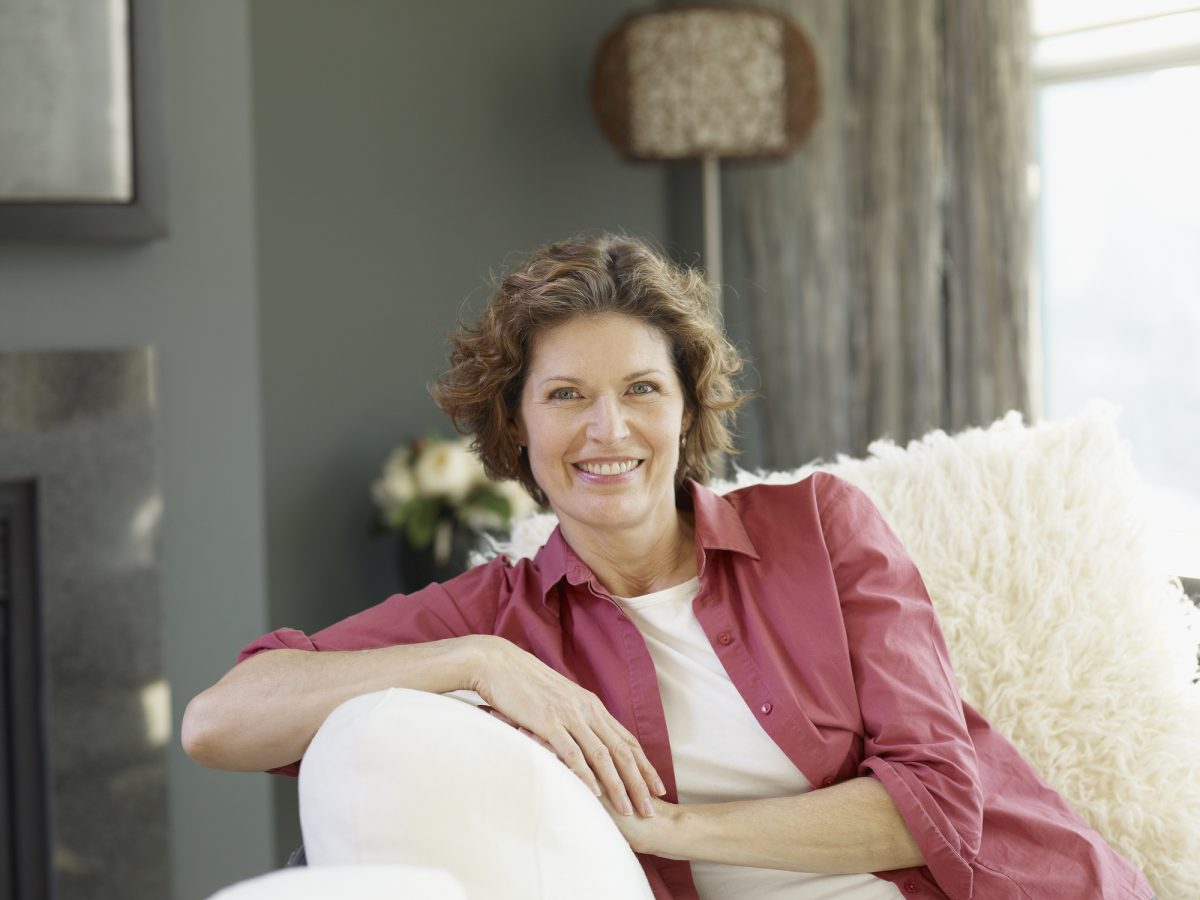 uśmiechnięta kobieta