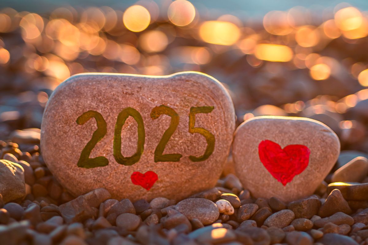 Horoskop miłosny na 2025 rok. Tylko nieliczni mogą liczyć na łaskę Amora