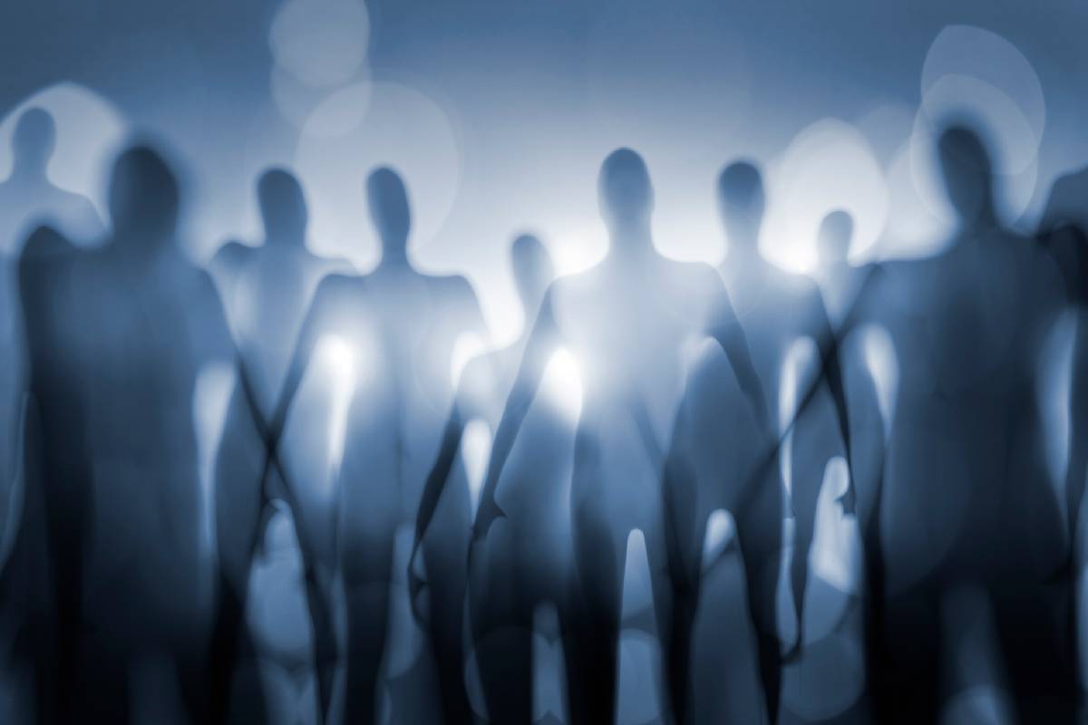 kosmici są wśród nas