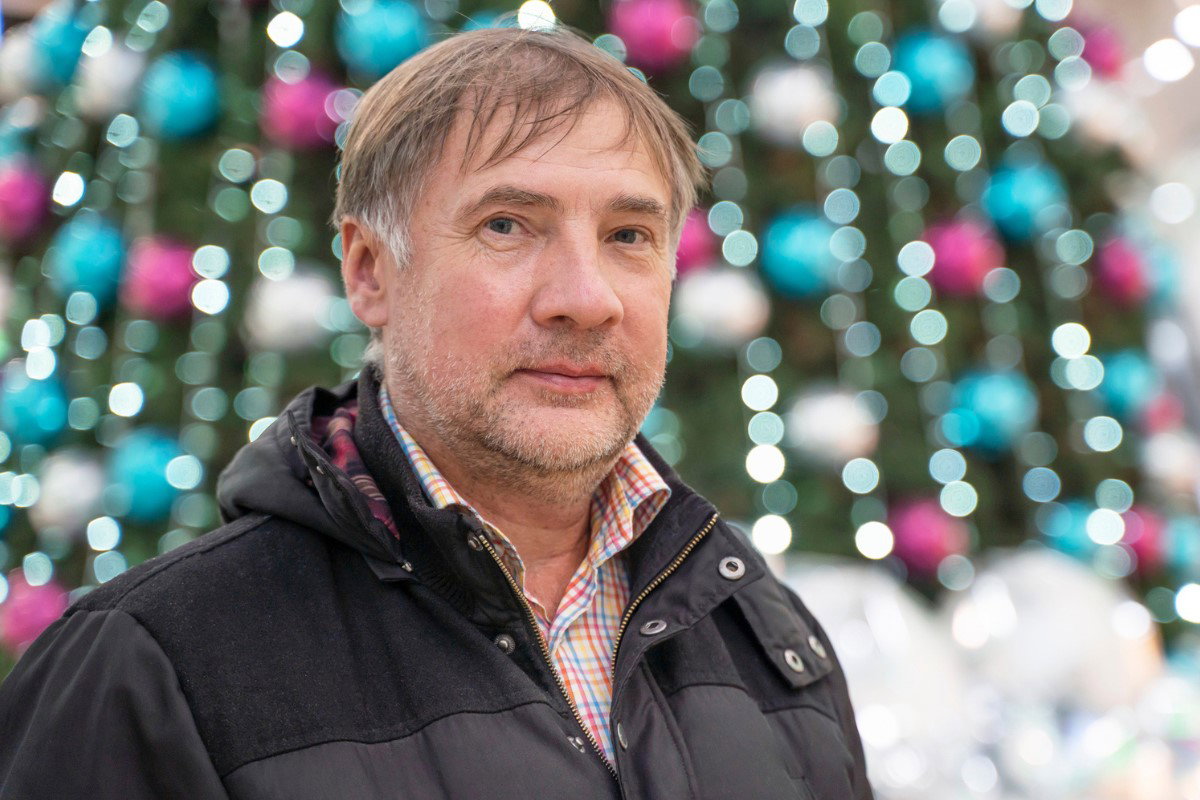 smutny mężczyzna iStock by Getty Images, Sergey Dolgikh