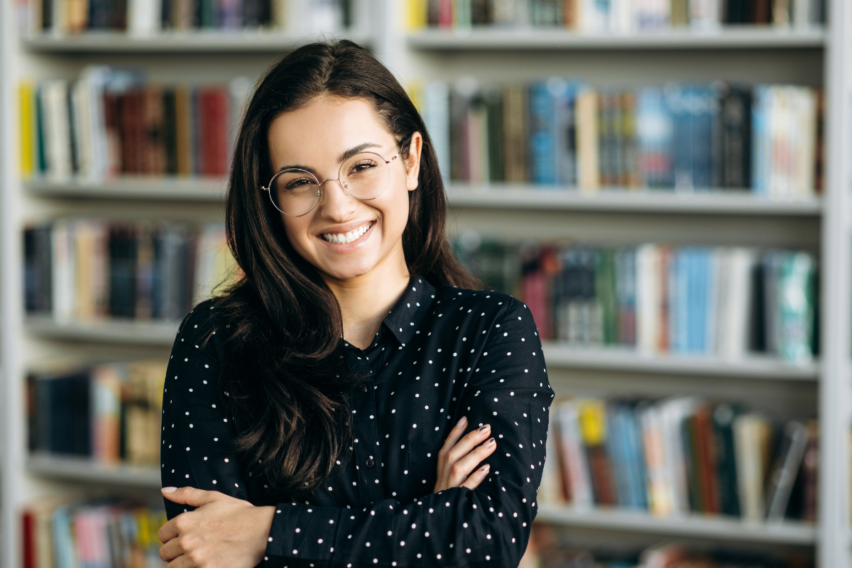 uśmiechnięta kobieta