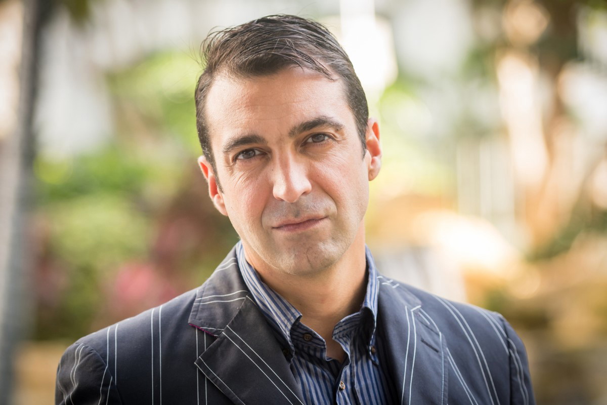 mężczyzna iStock by Getty Images, Juanmonino