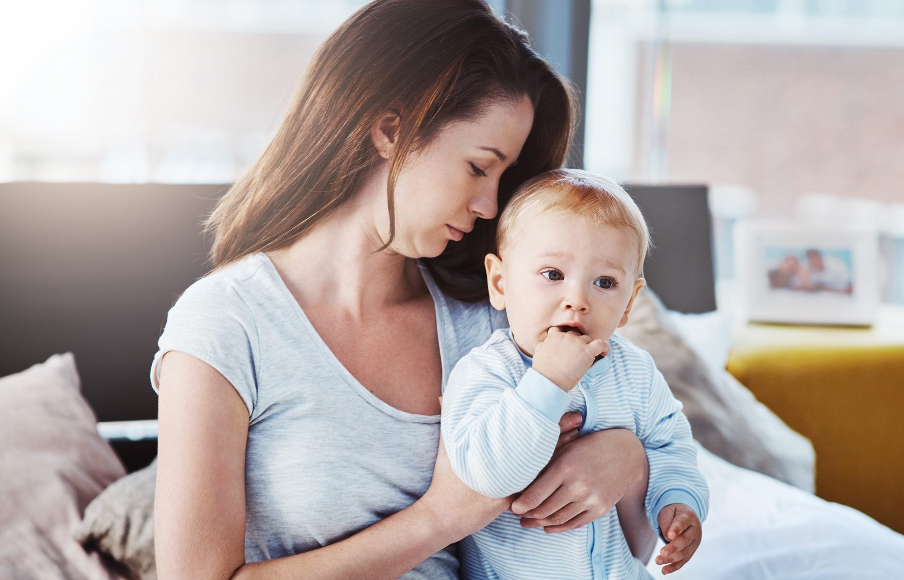 She struggling but she loves her baby