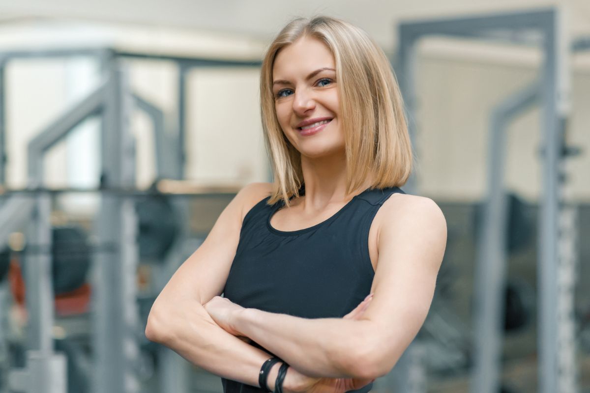 Kobieta na siłowni 1200 x 800