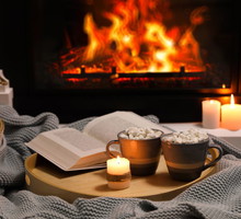 Dzięki tej świecy z Action poczujesz się jak przy kominku