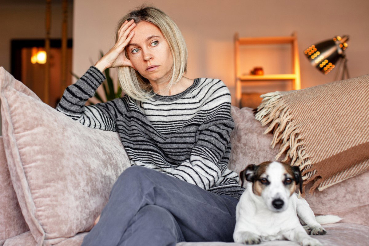 smutna kobieta iStock by Getty Images, TatyanaGl