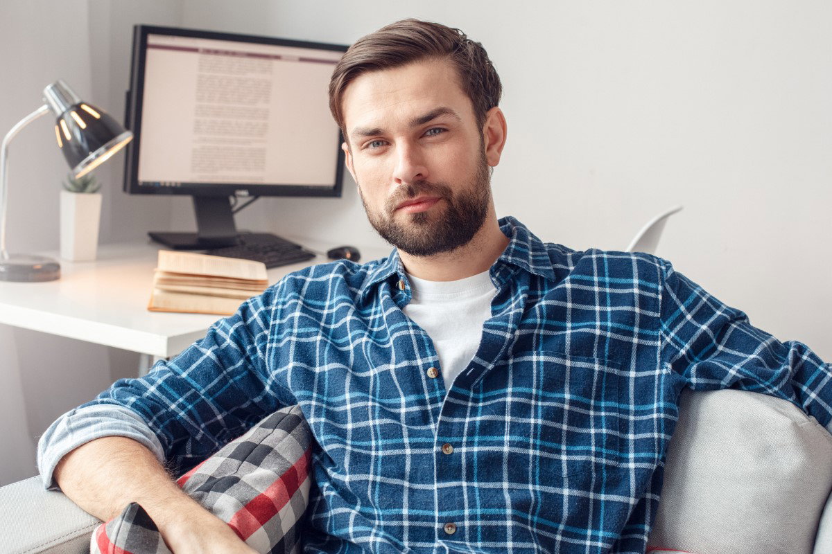 mężczyzna iStock by Getty Images, Viktoriia Hnatiuk