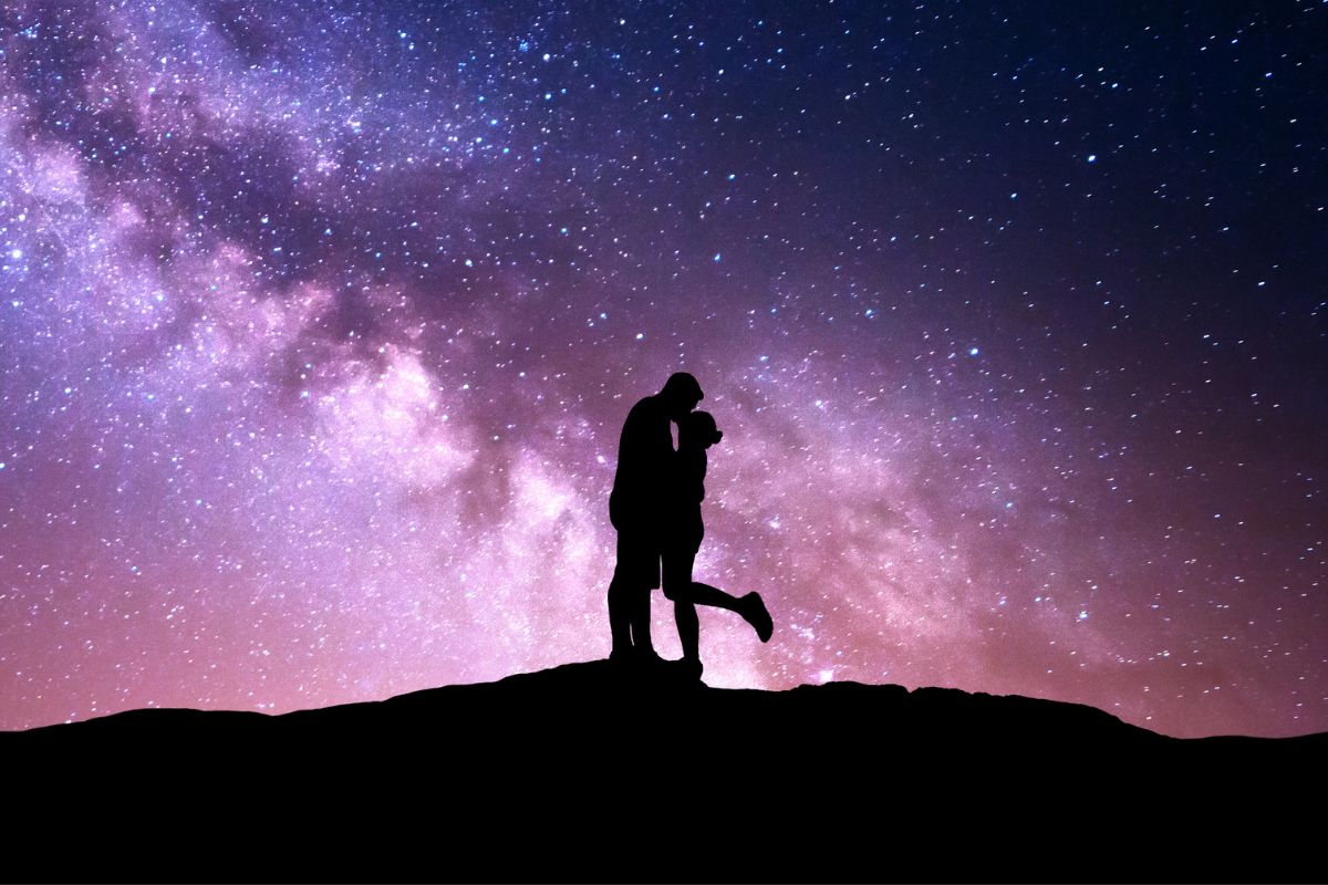 lutowy układ gwiazd przynosi szansę