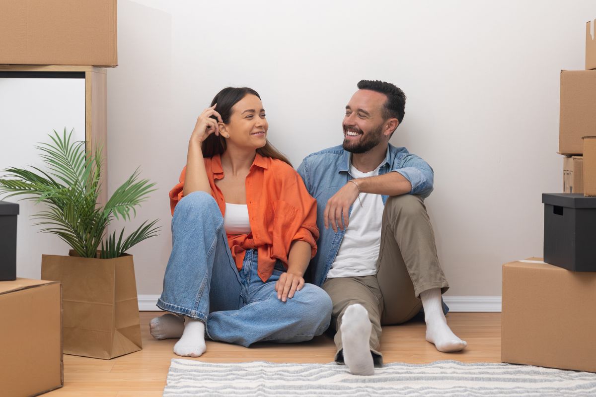 Związki LAT to kontrowersyjny trend w relacjach