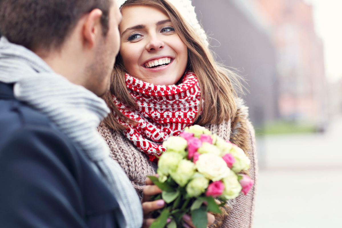 Co oznaczają żółte róże