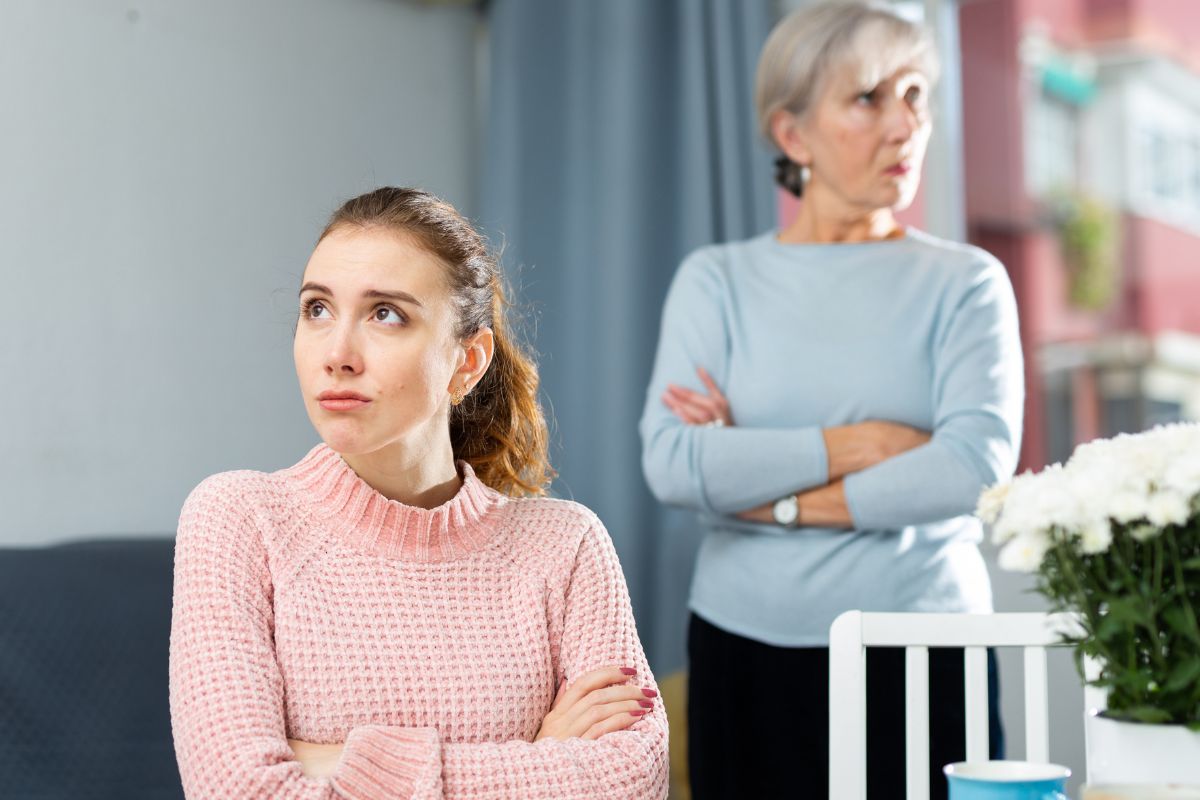 cicha wojna z teściową