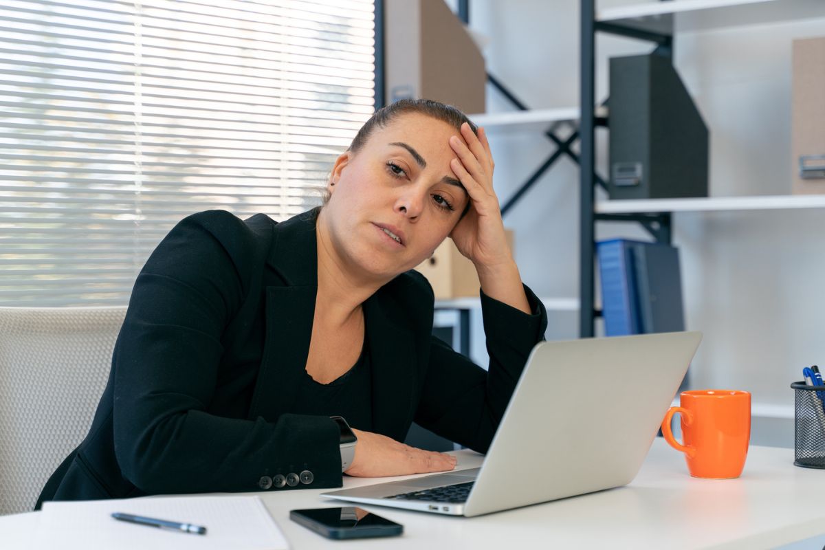 zniesmaczona kobieta, fot. Getty Images, RainStar
