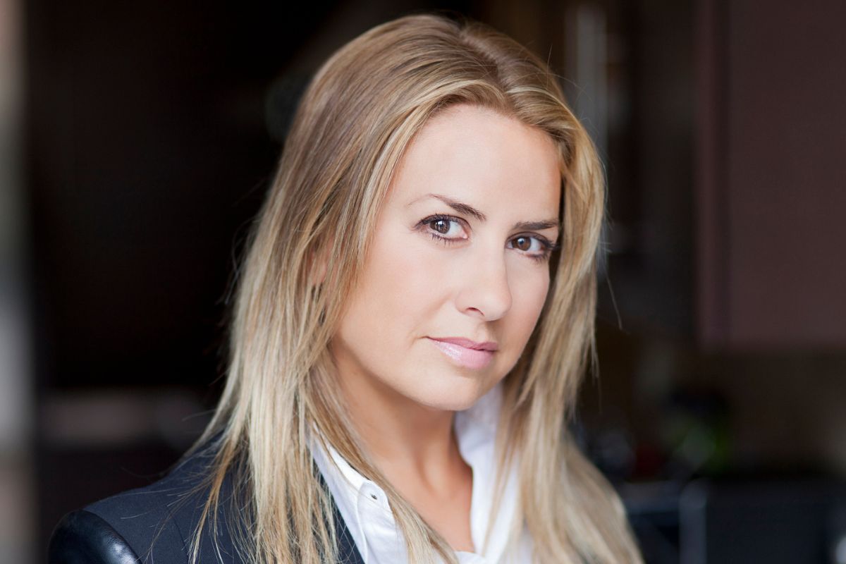 poważna kobieta, fot. Getty Images, NADOFOTOS