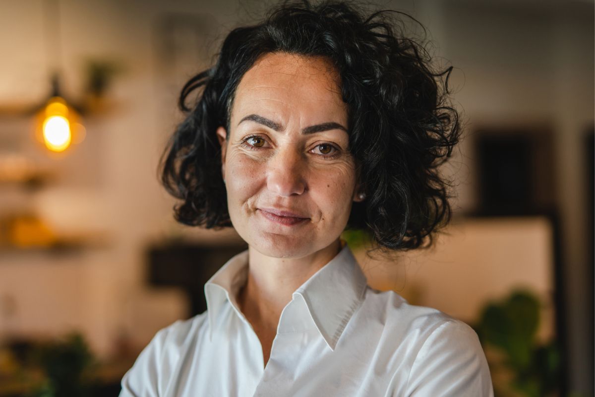 poważna kobieta, fot. Getty Images, Miljan Živković